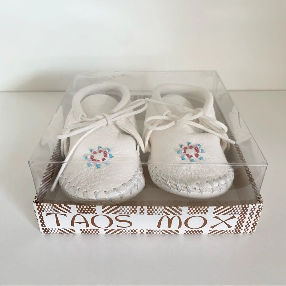 90’s  Vintage elk skin baby moccasins